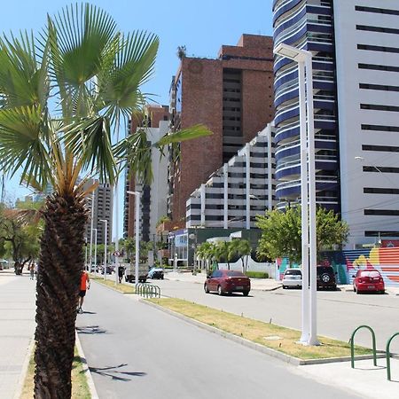 13 Flat Beira Mar Com Energia, Vaga, 3 Camas, Wi-Fi E Ar Apartment Fortaleza  Exterior photo